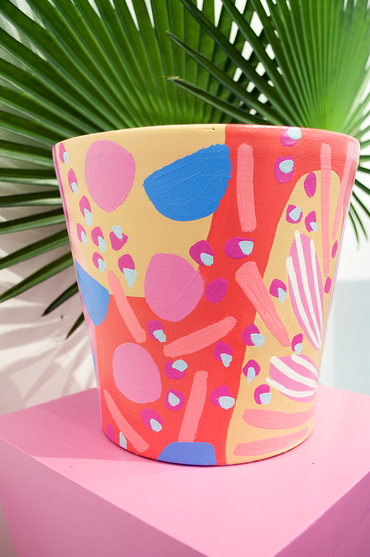 ABSTRACT PLANTER 5 - LARGE