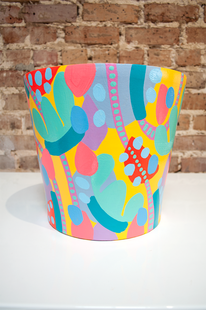 6 PLAYGROUND - EXTRA LARGE ABSTRACT PLANTER