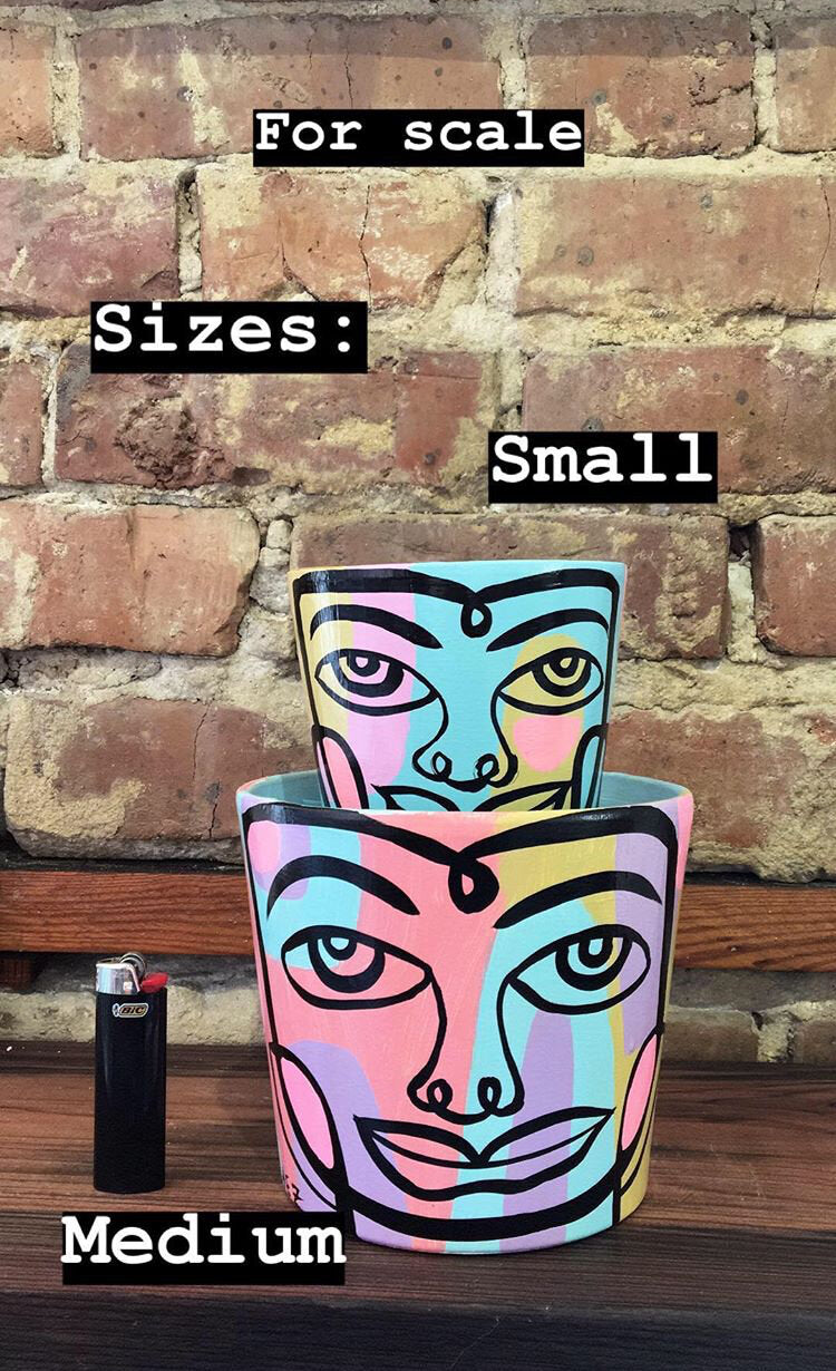 Small B&amp;W Peace Planter (smb15)