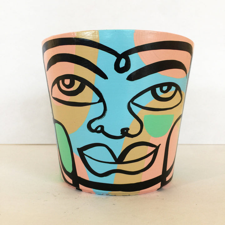 Small Peace Planter (sm109)