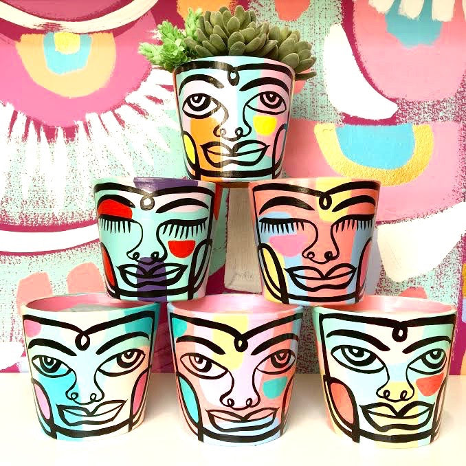 Small Peace Planter (sm29)